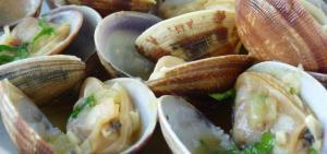 Almejas al Jerez - Venusschelpen in sherrysaus
