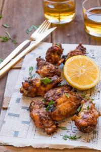 Allitas de pollo al ajengibre - Kippenvleugeltjes in gembersaus