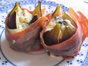 Higos con queso y serrano - Gegrilde vijgen in serranoham