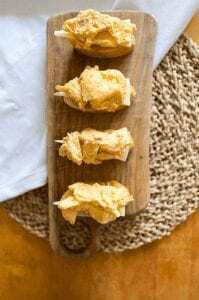 Montaditos de Huevo Revuelto y Manchego - Broodje met Manchego en Roerei