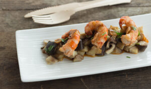Setas Salteadas con Jamón y Gambas - Paddestoelen met serranoham en steurgarnalen