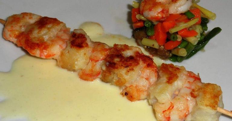 Brocheta de langosta y pollo - Spies van kreeft en kip