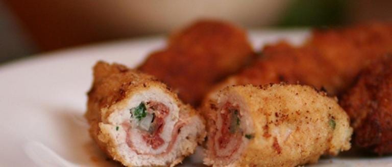 Flamenquin Cordobes - Varkensvleesrolletje met ham en knoflook