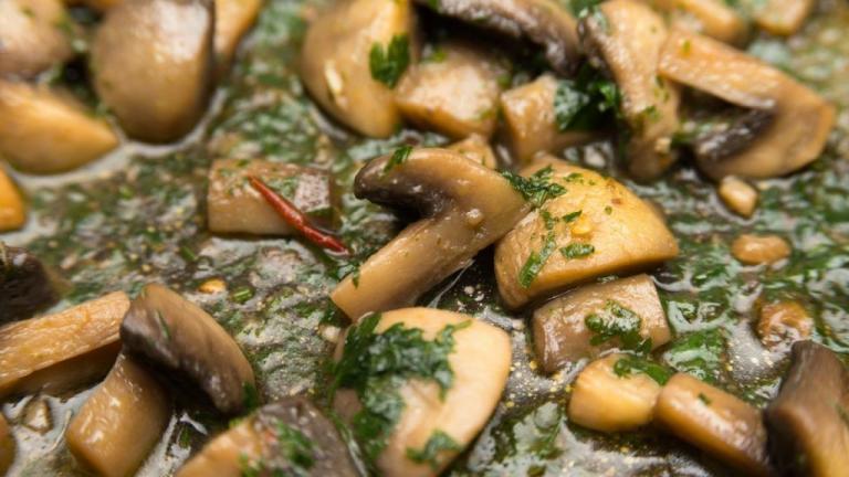 Champiñones al Estilo de Sevilla - Champignons uit Sevilla