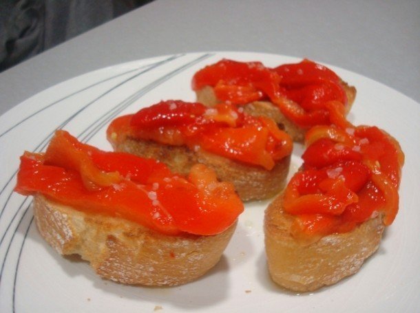 Tostada con pimiento - Toast met paprika