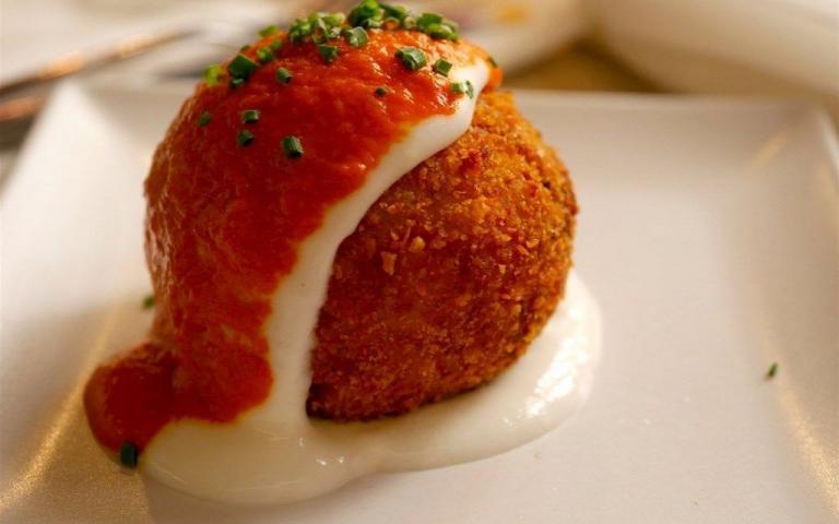 Bomba de Barceloneta - Aardappel-gehaktbal