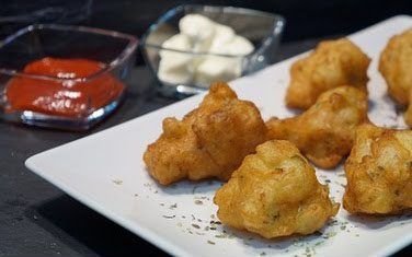 Buñuelas de Coliflor - Gefrituurde bloemkool