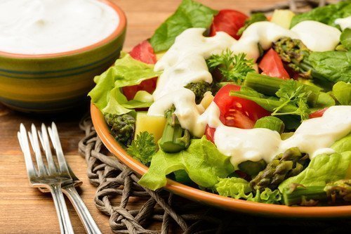 Ensalada con salsa de yogur - Salade met yoghurtdressing