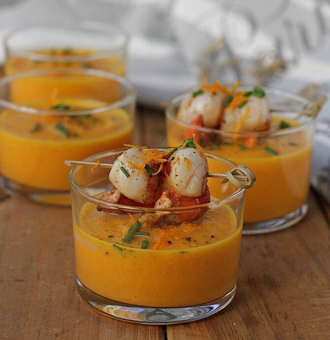Crema de Zanahorias y Naranja con Vieiras - Coquilles met wortel-sinaasappel crème