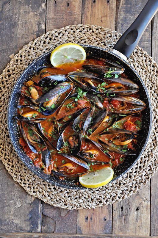 Mejillones Españoles Con Pimiento Y Tomate - Spaanse Mosselen Met Paprika & Tomaten