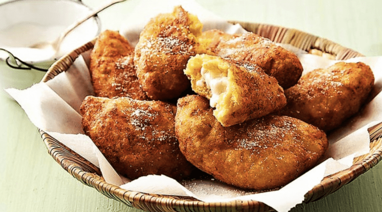 Empenadas de Platano y Queso - Empenadas met banaan en kaas