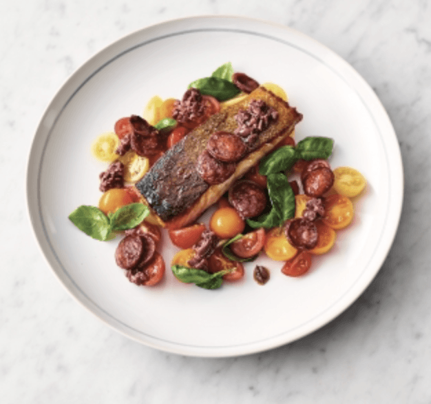 Salmón con Chorizo y Tomate - Zalm met Chorizo en Tomaatjes