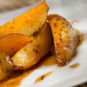 Patatas asadas con miel y mojo - Geroosterde aardappelen met honing en mojo